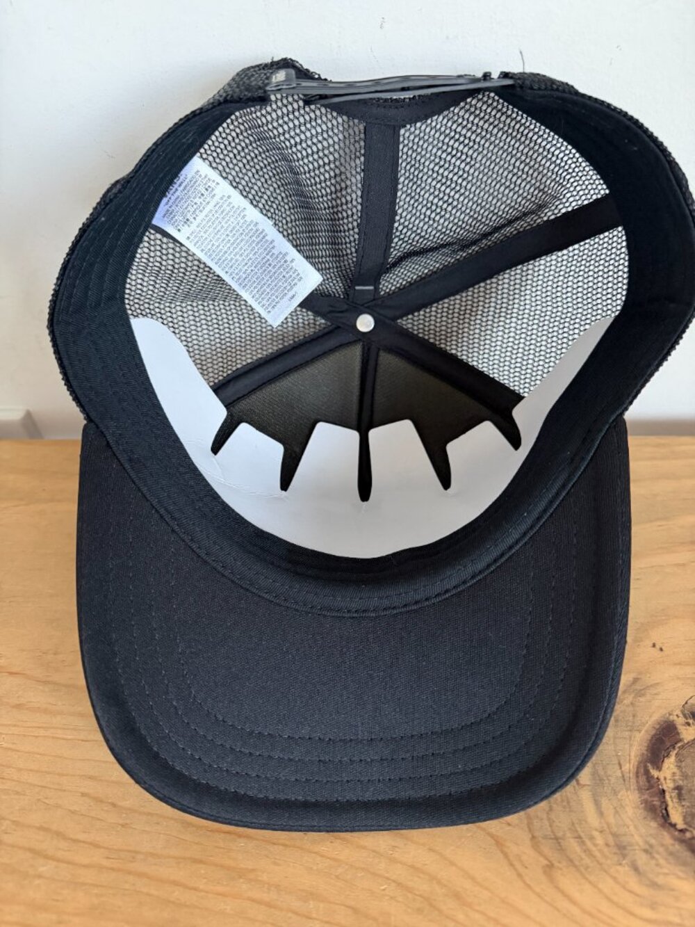Vans hat - Picture 3 of 4